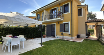 Villa in Vendita a Nepi  nel residence Lidia