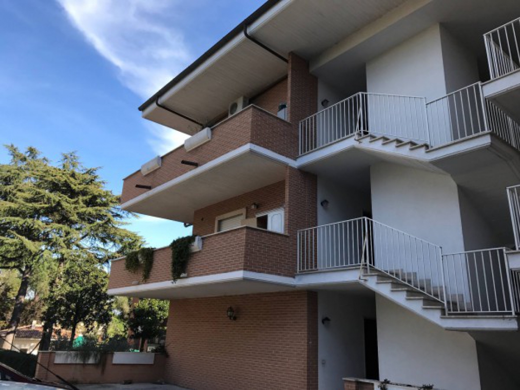 Appartamento_affitto_Campagnano_Di_Roma_foto_print_553301722.jpg